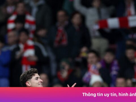 Atletico ngược dòng khó tin trước Leverkusen