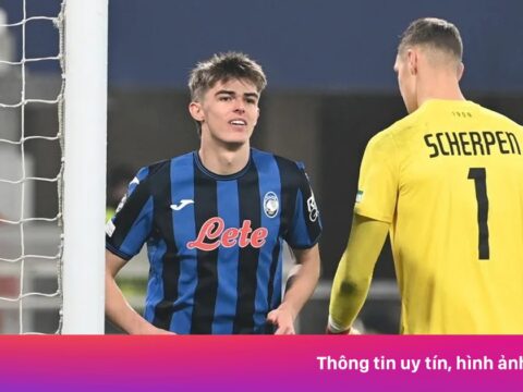 Tiền đạo Atalanta đi vào lịch sử Champions League