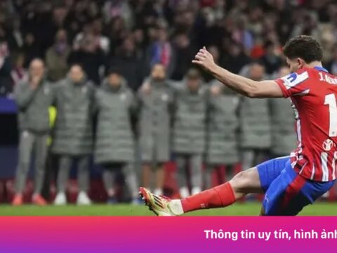 Tranh cãi vụ UEFA chỉnh sửa video quả 11 m chưa kết thúc