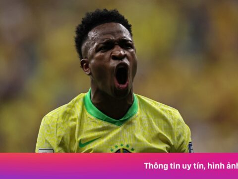 Vinicius ghi siêu phẩm từ khoảng cách 30 mét