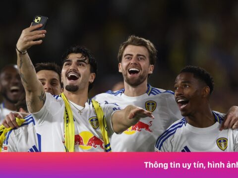 Tân binh Premier League thanh lý 11 cầu thủ