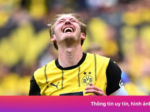 Dortmund giành vé Champions League ngoạn mục
