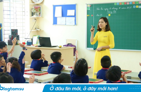 Nhiều tin vui liên tiếp đến với giáo viên, lương của nhà giáo được xếp cao nhất