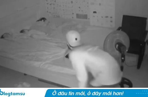 Chồng đi làm ca đêm, vợ và 2 con không ngờ với cảnh tượng xảy ra trong lúc ngủ: 35 giây ám ảnh!