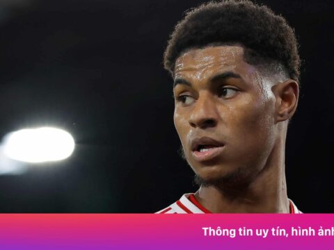 Rashford trở lại MU