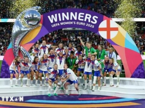 Hạ Tây Ban Nha ở loạt luân lưu, Đội tuyển nữ Anh vô địch EURO 2025