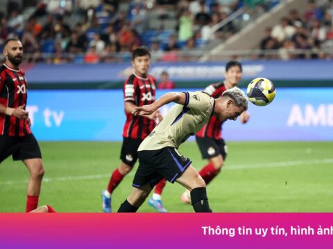 Gavi gây sốc khi gọi Isco là thần tượng thời thơ ấu