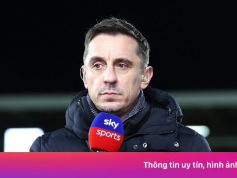Neville: ‘MU mùa tới gắng lắm thì vào top 6’