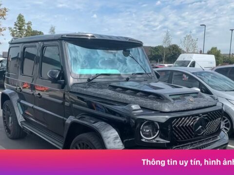 Foden đỗ xe ngang ngược, dư luận bức xúc