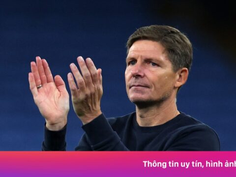 ‘Hiện tượng’ Premier League đồng ý dẫn dắt MU