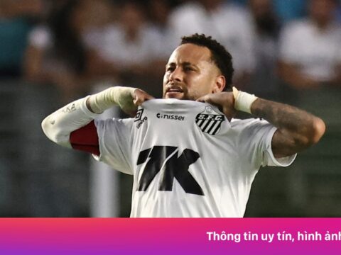 Khoảnh khắc Neymar chế giễu Dembele gây sốt trở lại