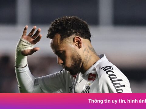 Neymar kiện phóng viên bôi nhọ mình