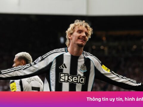 Tiền đạo đắt nhất lịch sử Newcastle tỏa sáng trong trận ra mắt