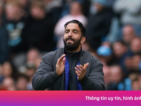 Amorim cố chấp sau thất bại derby Manchester