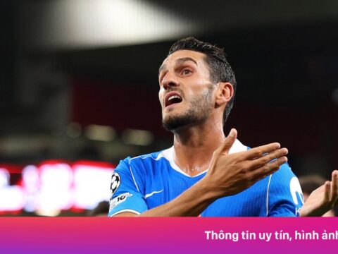 Hàng thủ lệch nhịp khiến Atletico sụp đổ