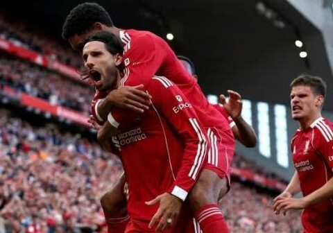 Liverpool – Kẻ sẵn sàng thâu tóm tất cả của mùa giải năm nay