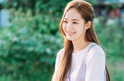 Đời người khó đoán, lòng người khó lường: 4 điều tưởng nhỏ nhưng tiết lộ ra có thể phá hỏng cả đời bạn