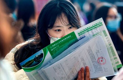 Tiến sĩ danh giá nhưng vẫn bị từ chối xin việc gần 20 lần: “Tôi đi phỏng vấn liên tục nhưng đều thất bại”