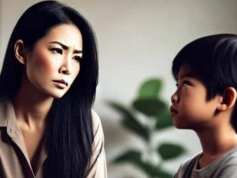 Con cái không tôn trọng cha mẹ: Chỉ cần nhớ 2 từ này, bạn sẽ xử lý khôn ngoan và chiến thắng