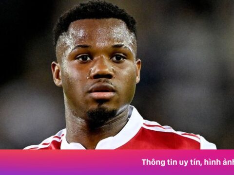 Ansu Fati ghi bàn ở Champions League sau 4 năm