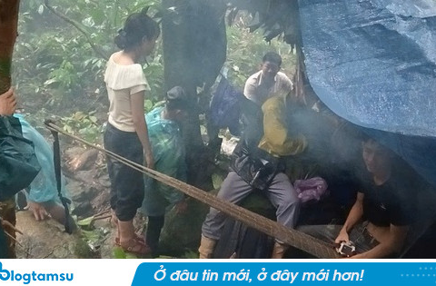 Cả trăm người đội mưa bão, vào rừng tìm người đàn ông mất tích ở Đà Nẵng