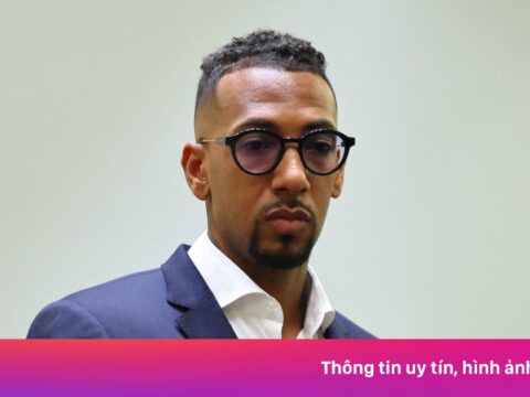 Nhà vô địch World Cup 2014 giải nghệ