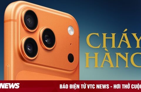 iPhone 17 Pro Max ‘cháy hàng’, người mua máy phải chờ cả tháng