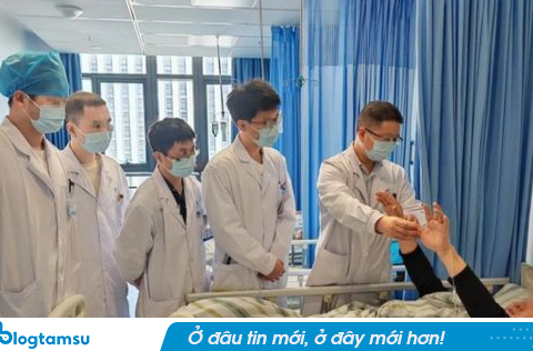 Người đàn ông phát hiện UT phổi nhờ 1 lần cảm lạnh, một phần trái tim đã bị khối u “ăn” mất