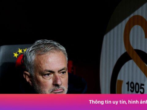 Viễn cảnh Mourinho bị sa thải chóng vánh