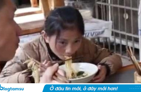 2 cha con đi ăn nhà hàng, bé gái vừa gọi món này thì ông chủ liền lập tức báo cảnh sát
