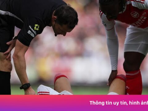 Hình ảnh khiến CĐV Arsenal lo lắng