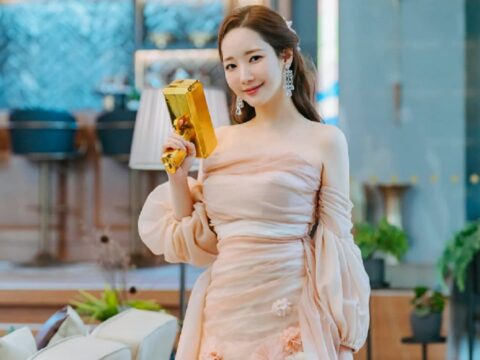 Park Min Young và bữa tiệc thời trang trong “Nữ Hoàng Lừa Đảo