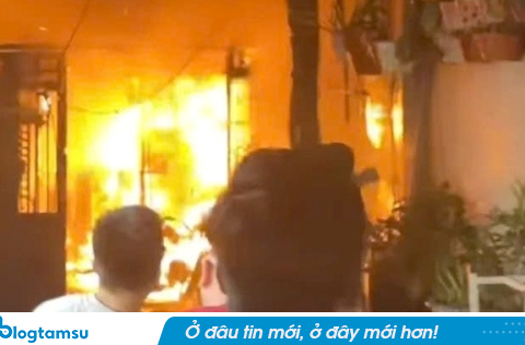 Mâu thuẫn với bố, con trai nghi dùng xăng phóng hỏa nhà 2 tầng, 1 người bị thương đi cấp cứu