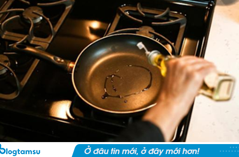 Dùng sai một loại chảo, người phụ nữ nhiễm “hóa chất vĩnh cửu”, bị UT gan
