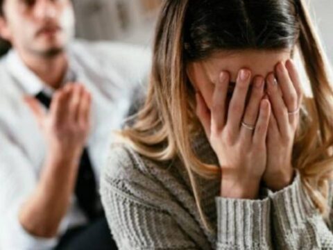 Vì sao nhiều phụ nữ tốt nhưng vẫn không được chồng yêu? 3 lý do chính