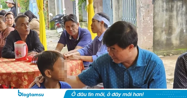 Hoàn cảnh éo le của cậu bé mở cửa cứu bạn thoát chết trong vụ thảm sát ở Đắk Lắk