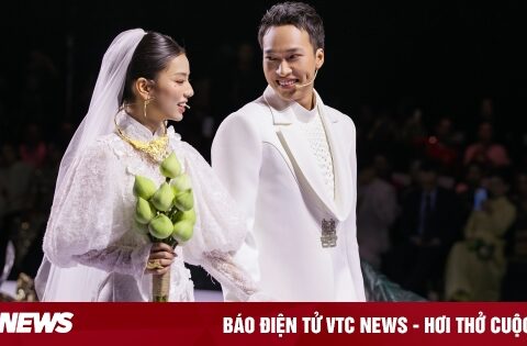 Cảnh đám cưới trên sàn diễn của Bình và Hồng phim ‘Mưa đỏ’ gây sốt