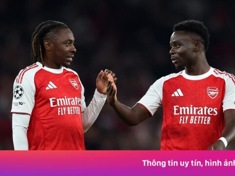 Đội Ngoại hạng Anh duy nhất toàn thắng tại Champions League
