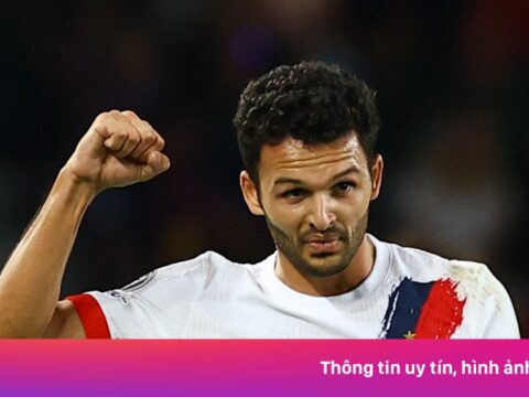 PSG tạo nên lịch sử trước Barcelona