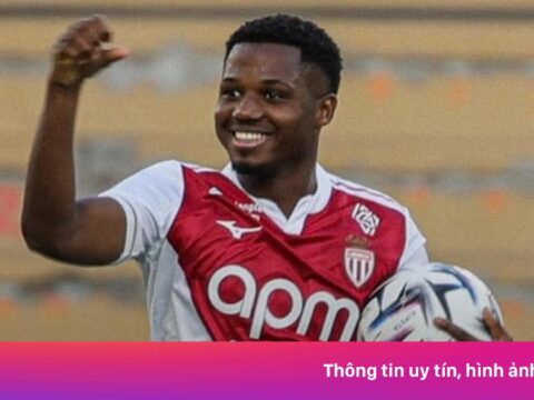 Ansu Fati thăng hoa