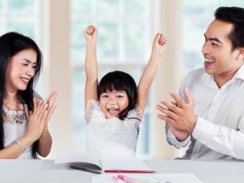 Cha mẹ càng ít quan tâm 3 điều này, con cái càng thành công rực rỡ