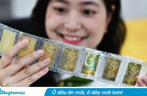 Giá vàng hôm nay 4/10/2025 tụt giảm, vàng miếng SJC mất mốc 138 triệu đồng/lượng