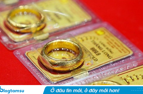 Giá vàng vọt lên ngưỡng cao mới, 40 năm mới có một lần