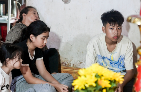 Cơn lốc dữ quét qua Ninh Bình để lại những đứa trẻ mồ côi