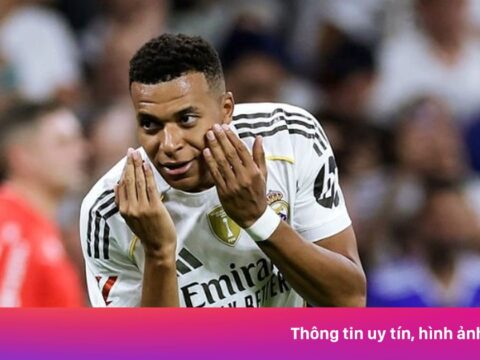 Mbappe, Vinicius rực sáng giúp Real chiếm ngôi đầu La Liga