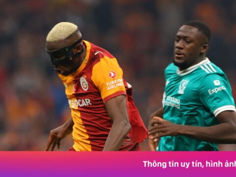 Fan Liverpool phẫn nộ