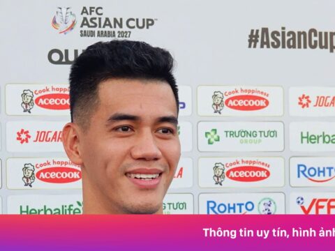 Phản ứng của Tiến Linh khi Malaysia dính án phạt