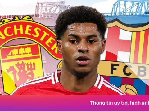 Rashford đóng cánh cửa trở lại MU