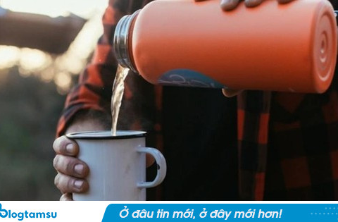 5 loại nước tuyệt đối KHÔNG đựng trong bình giữ nhiệt: Làm sai ngang với uống thuốc độc!
